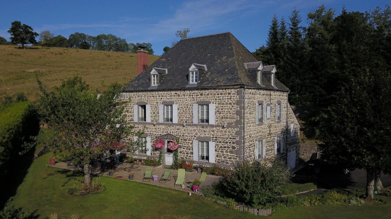 Maison D'Hotes La Nichee Rochefort-Montagne Kültér fotó